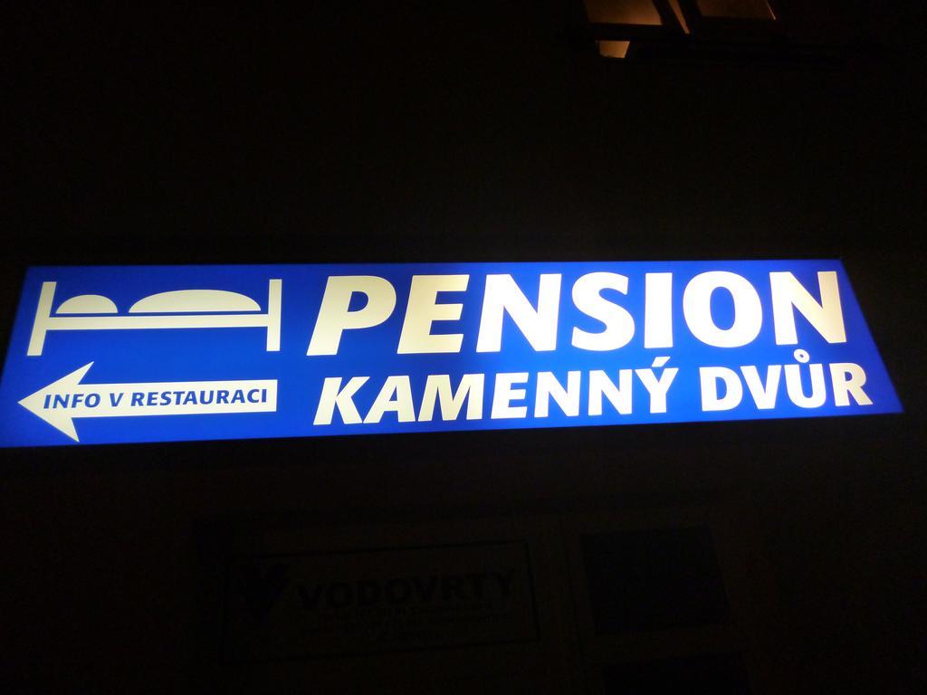 Pension Kamenny Dvur Mariánské Lázně Dış mekan fotoğraf